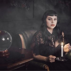 🖤🕸️🕷️ Unique Vintage Spider gown 🕷️🕸️🖤
